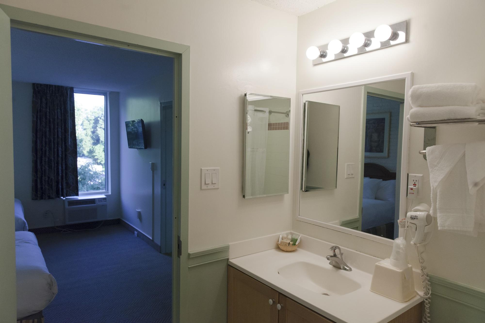 Inns Of Virginia Arlington Luaran gambar